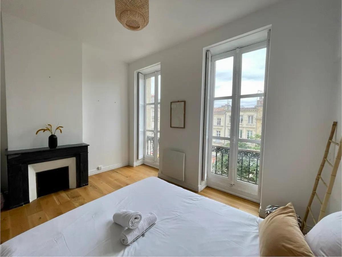 Superbe Appartement Neuf - Place Pey Berland Bordeaux Luaran gambar